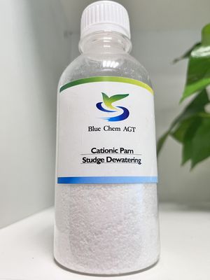 โพลีอะคริลาไมด์ประจุบวก CPAM ความหนืดสูง CAS 9003-05-8 PAM สำหรับการเจาะของเหลว / อุตสาหกรรมยาเบื่อ